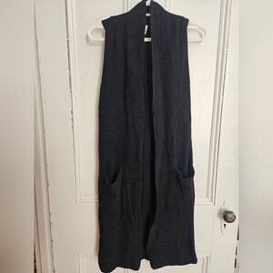Wilfred XS Long Vest AS IS